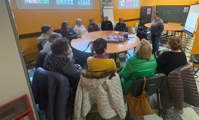 Taller de empoderamiento con mujeres impartido por Martika